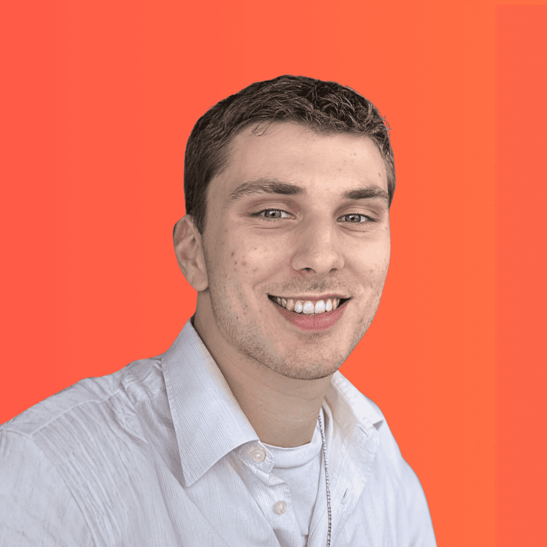 profile headshot of William Neve